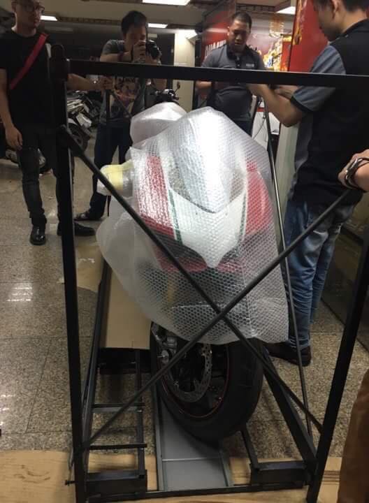 Siêu mô tô Ducati Panigale V4 Speciale giá 2 tỷ đầu tiên về Việt Nam 1
