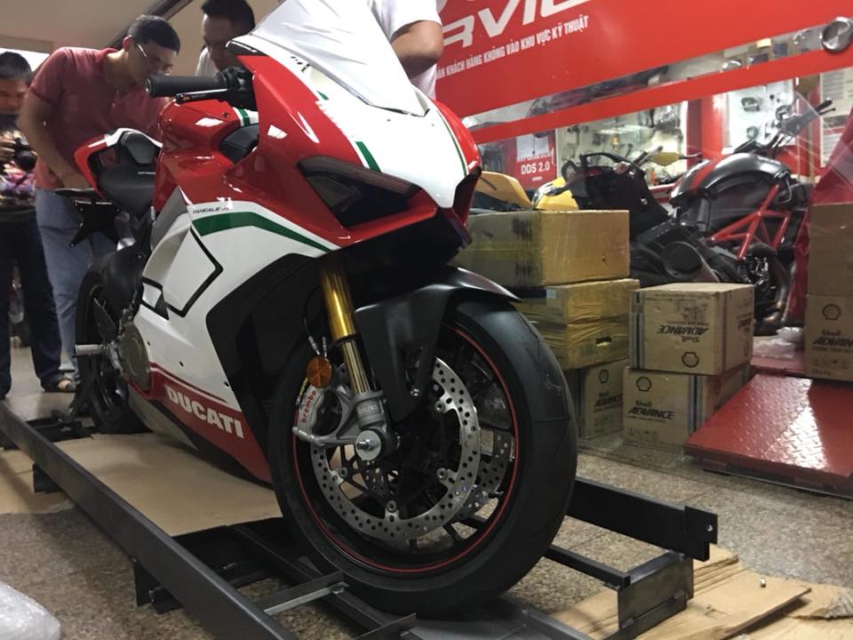 Siêu mô tô Ducati Panigale V4 Speciale giá 2 tỷ đầu tiên về Việt Nam 2