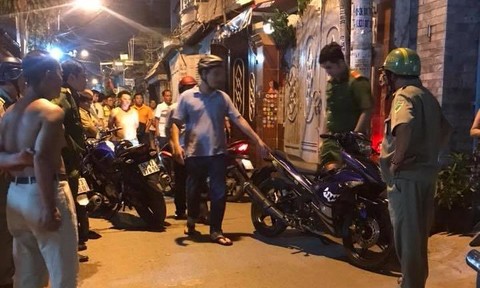 Clip hàng chục cảnh sát vây bắt nghi can đâm 5 hiệp sĩ thương vong ở Sài Gòn 1